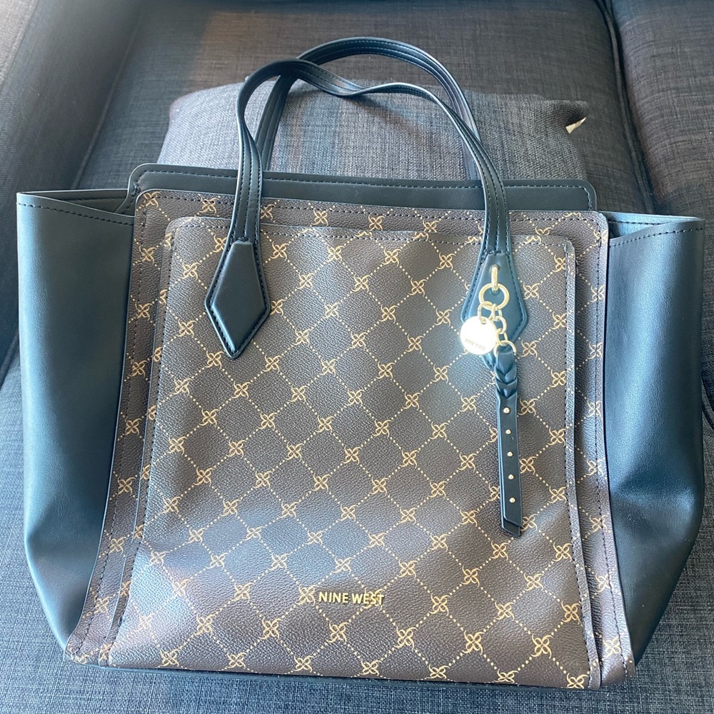 Hand bag
